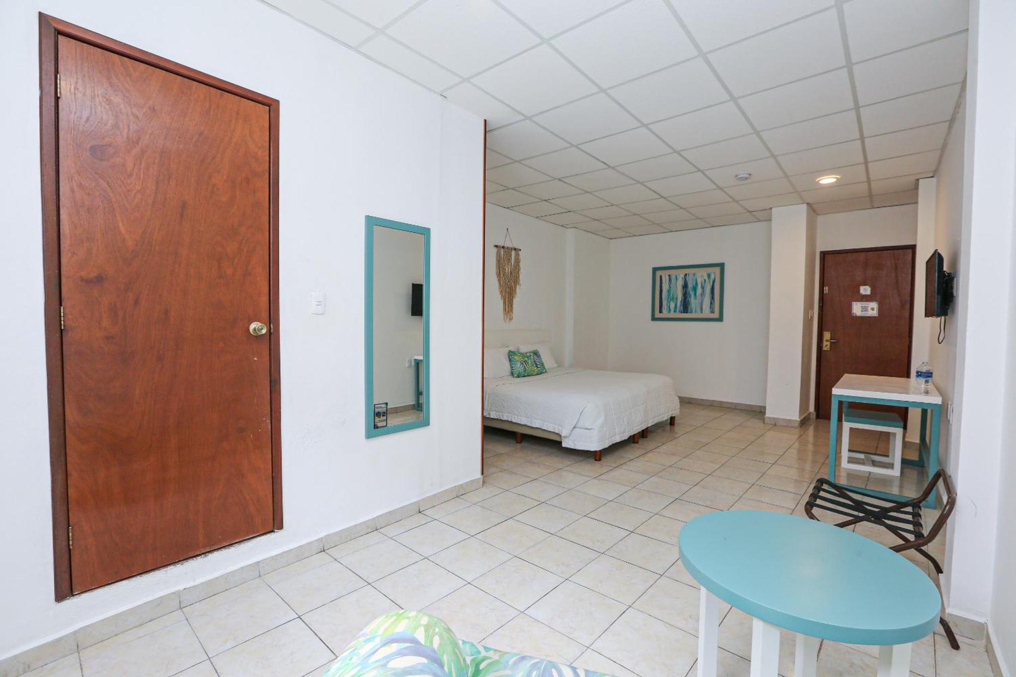 Hotel & Suites Arges - Centro เชตุมัล ภายนอก รูปภาพ