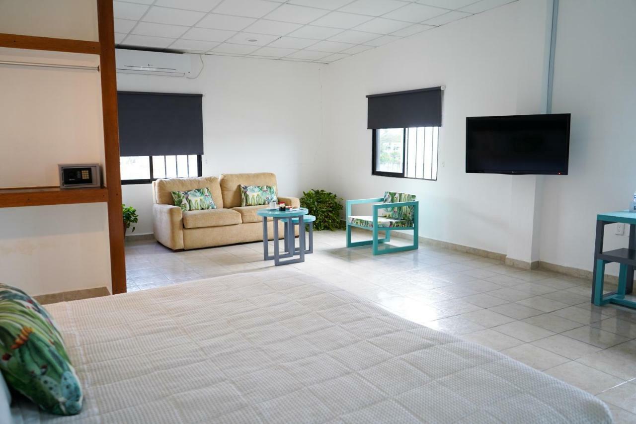 Hotel & Suites Arges - Centro เชตุมัล ภายนอก รูปภาพ